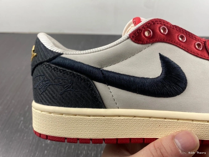 Kicked Out Shoe Store OG Room Trophy Air FN0432-100 Away Jordan 1 x Low 0713